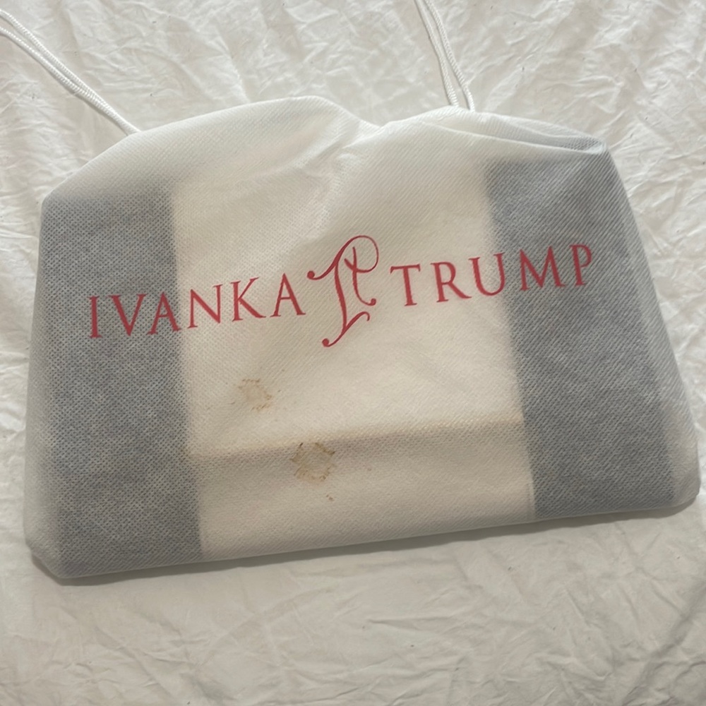 IVANKA TRUMP purse black and white